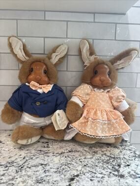 Raikes Originals Bunny Rabbits Aunt Marylou & Uncle Vincent 1990